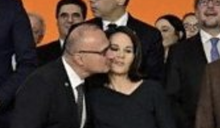 Croatian FM Accused of “Violence” for Kissing Oozing Tub of Lard Baerbock on the Cheek